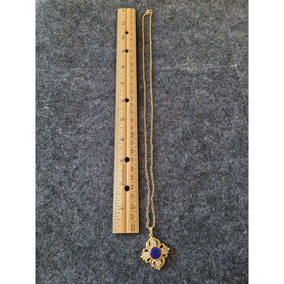 Vintage Avon Viennese Collection Blue Lapis with Faux Pearls Necklace - Picture 4 of 5